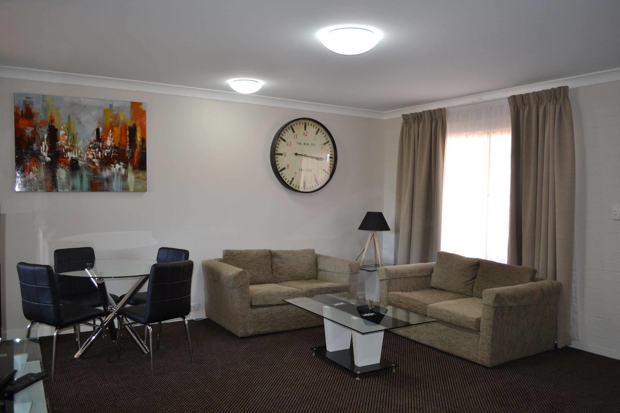 Cattlemans Country Motor Inn & Serviced Apartments Dubbo Esterno foto