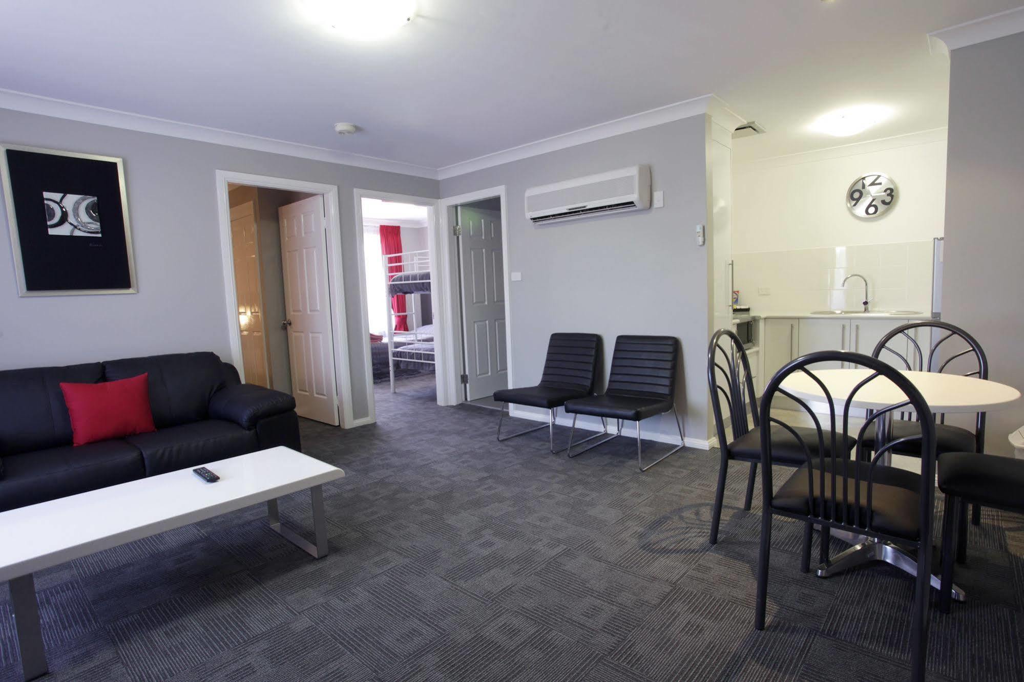 Cattlemans Country Motor Inn & Serviced Apartments Dubbo Esterno foto